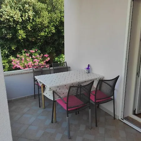 Giro Apartmán *