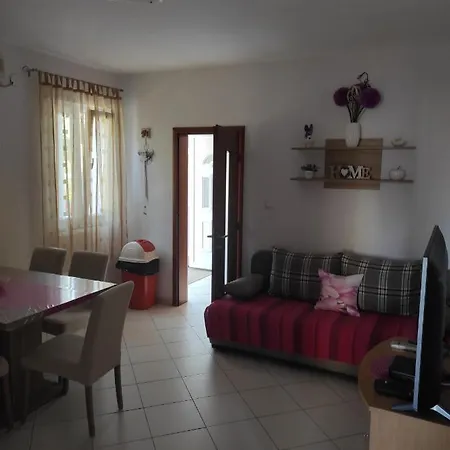 Giro Apartmán *