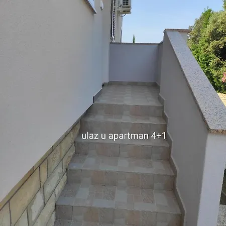 Apartmán Giro *